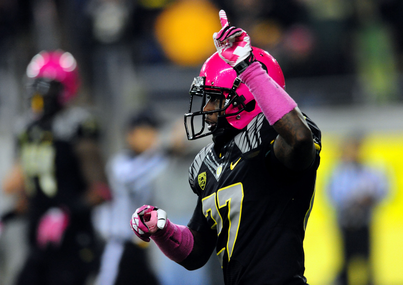Illustration for article titled Check Out Oregon's Pink Uniform Schemes